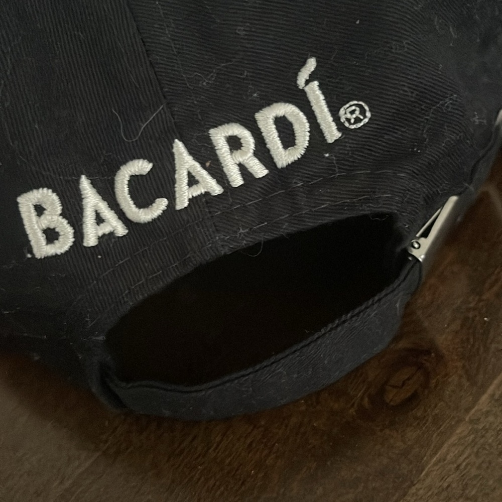 Hat - Picture 3 of 3